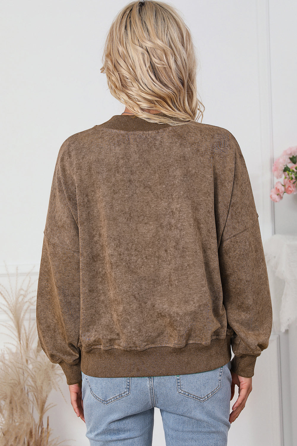Brown Pullover Sweatshirt