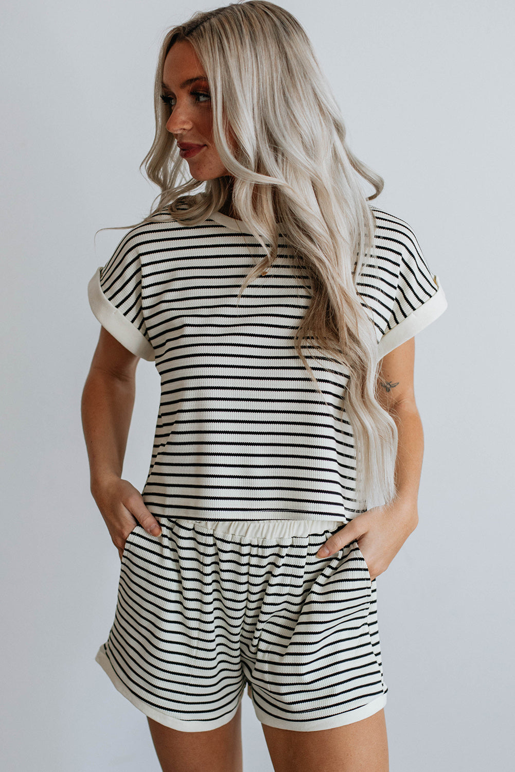 White Stripe Set