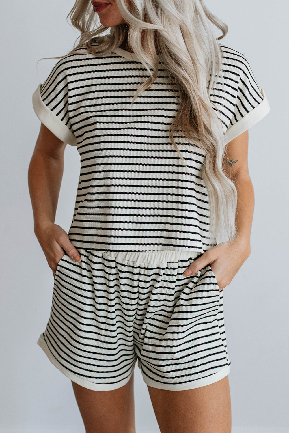 White Stripe Set